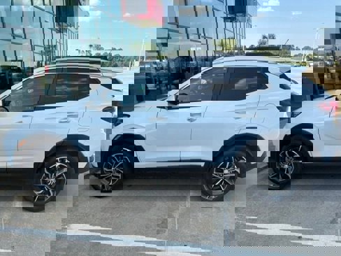 Used 2020 Buick Encore GX Select image 2