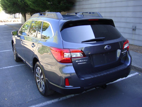 Used 2017 Subaru Outback 3.6R Limited w/ Popular Package #5 image 8