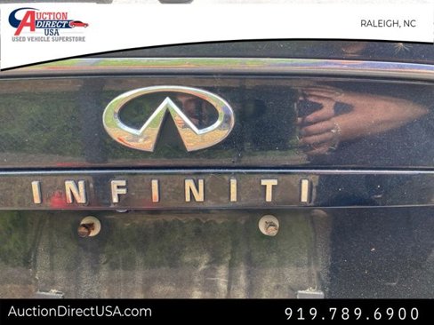 Used 2017 INFINITI QX30 Premium w/ Technology Package image 15