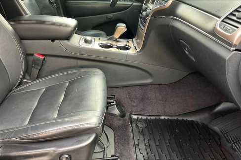 Used 2017 Jeep Grand Cherokee Limited w/ Trailer Tow Group IV image 21