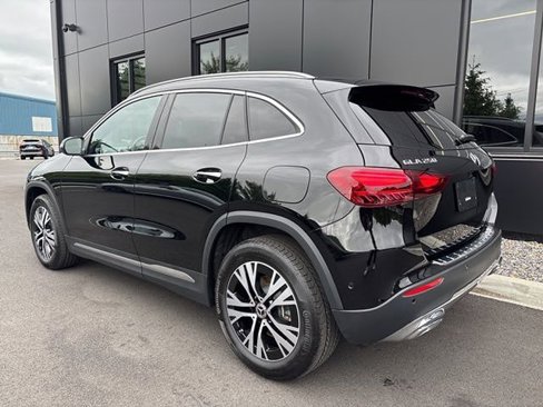 Used 2025 Mercedes-Benz GLA 250 4MATIC image 4