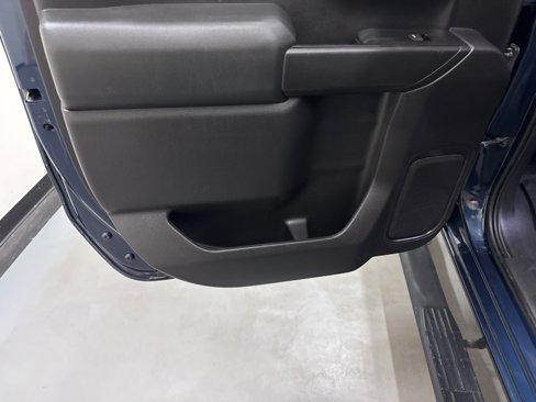 Used 2020 Chevrolet Silverado 1500 Custom w/ Custom Value Package image 52