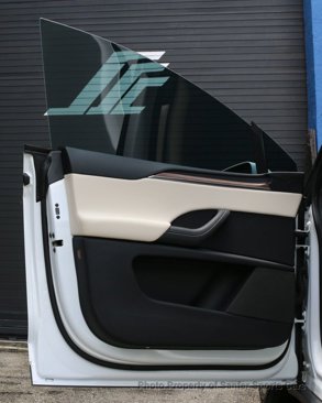 Used 2023 Tesla Model X image 17