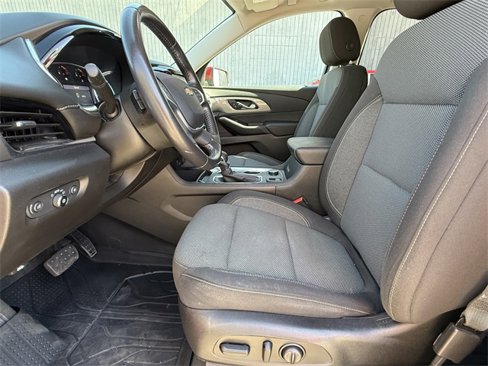Used 2021 Chevrolet Traverse LT w/ LPO, Floor Liner Package image 16