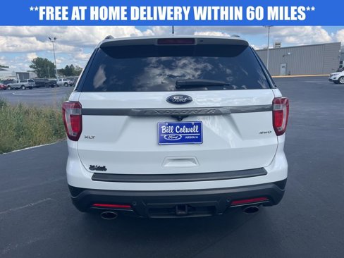 Used 2018 Ford Explorer XLT w/ Equipment Group 202A image 5