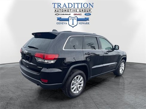 Used 2021 Jeep Grand Cherokee Laredo X image 5
