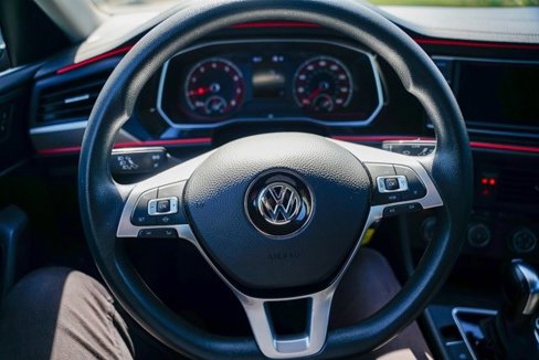 Used 2019 Volkswagen Jetta S w/ Driver Assistance Package image 13