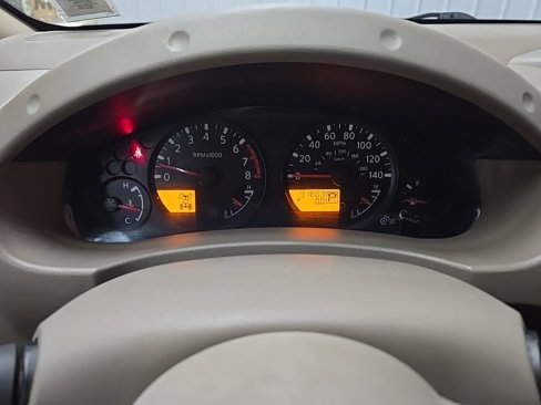 Used 2015 Nissan Frontier SV image 21