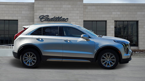 Used 2019 Cadillac XT4 Premium Luxury w/ Cold Weather Package image 2