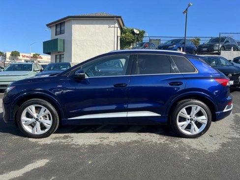 Used 2023 Audi Q4 e-tron Premium Plus w/ Premium Plus image 9