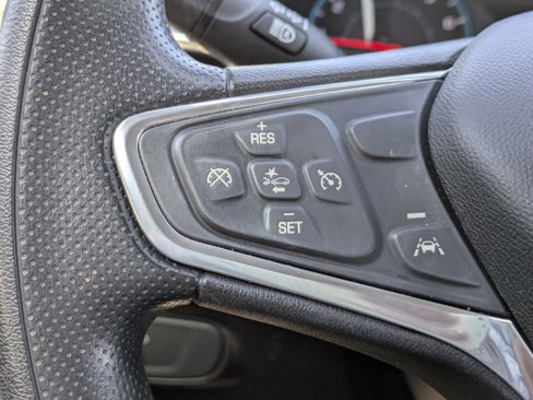 Used 2022 Chevrolet Equinox LS image 23