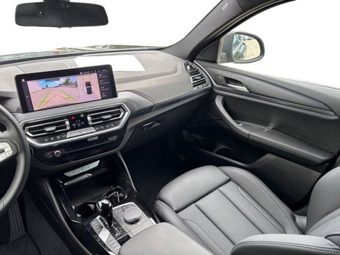 Used 2025 BMW X4 xDrive30i image 27