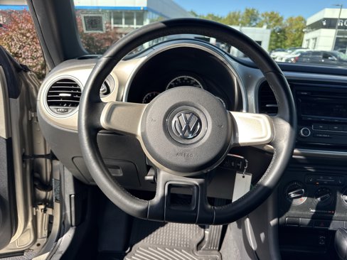 Used 2013 Volkswagen Beetle 2.5 image 13