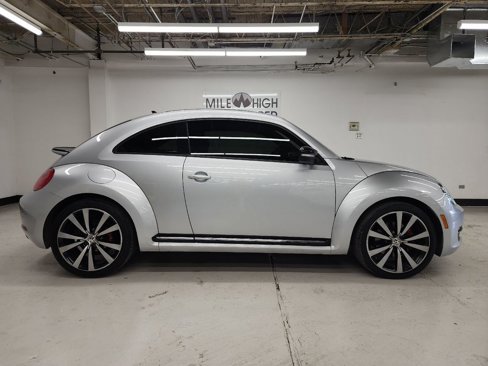 Used 2013 Volkswagen Beetle 2.0T image 4