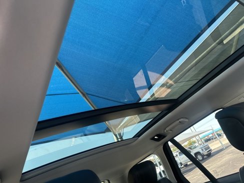 Used 2018 Land Rover Range Rover HSE image 13