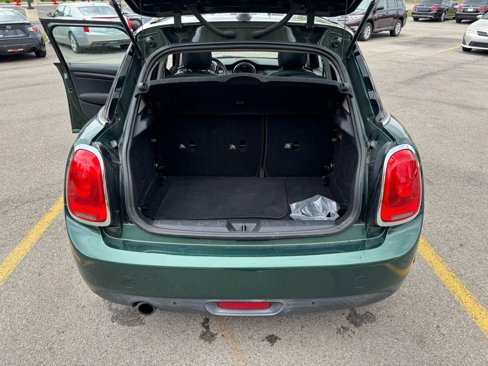 Used 2017 MINI Cooper 4-Door Hardtop image 22