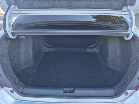 Used 2018 Honda Civic LX image 9