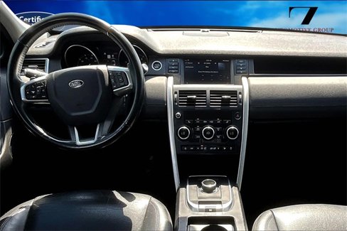 Used 2018 Land Rover Discovery Sport HSE image 16