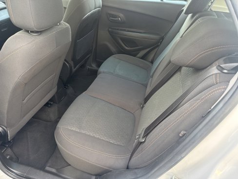 Used 2019 Chevrolet Trax LS image 21