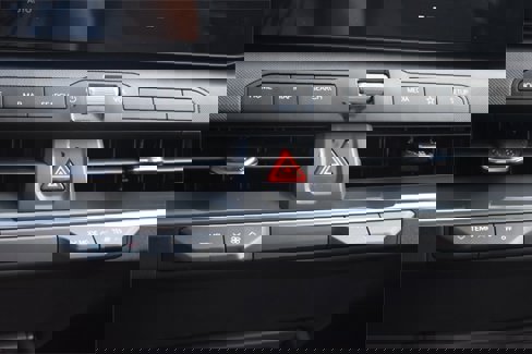 New 2025 Kia K4 EX image 25