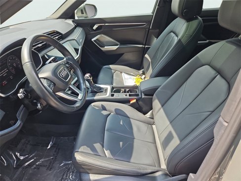 Used 2022 Audi Q3 2.0T Premium Plus image 35