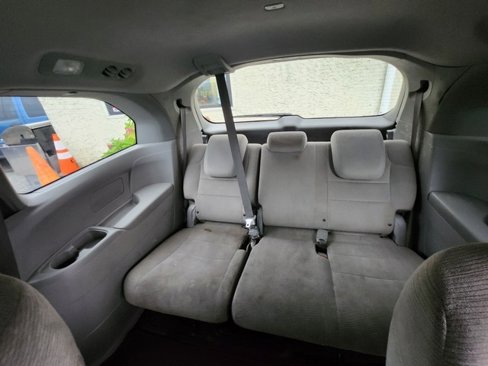 Used 2013 Honda Odyssey EX image 18