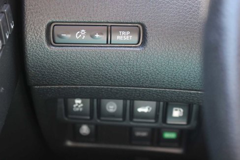 Used 2019 Nissan Rogue SV w/ Premium Package image 29