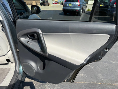 Used 2012 Toyota RAV4 Limited image 67