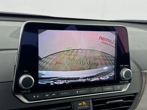 Used 2023 Nissan Altima 2.5 SV image 13
