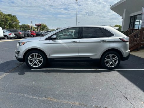 Used 2017 Ford Edge Titanium w/ Technology Package image 4