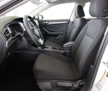 Used 2019 Volkswagen Jetta S w/ Driver Assistance Package image 10