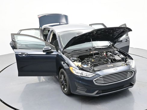 Used 2020 Ford Fusion SE image 41