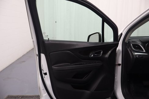 Used 2016 Buick Encore Convenience image 9