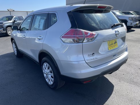 Used 2015 Nissan Rogue S image 6