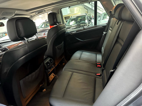Used 2012 BMW X5 xDrive35i w/ Convenience Pkg image 14