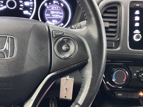 Used 2019 Honda HR-V Sport image 32