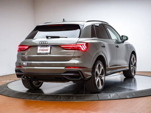 Used 2022 Audi Q3 2.0T Premium Plus w/ Premium Plus Package image 7