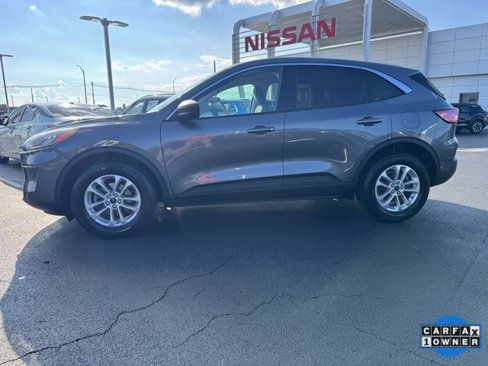 Used 2022 Ford Escape SE w/ Cold Weather Package image 2