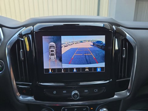 Used 2022 Chevrolet Traverse RS image 26
