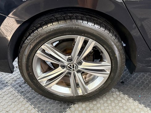 Used 2022 Volkswagen Jetta SE image 39