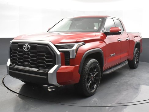 Used 2022 Toyota Tundra Limited image 2