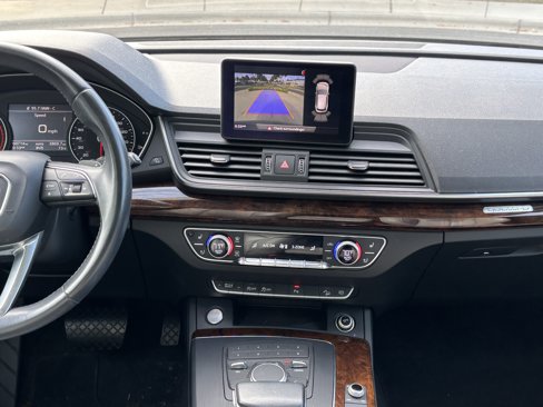 Used 2018 Audi Q5 2.0T Premium Plus image 17