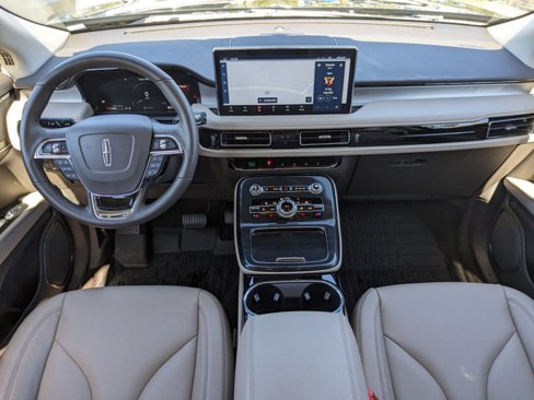 Certified 2023 Lincoln Nautilus AWD w/ Premium Package image 16