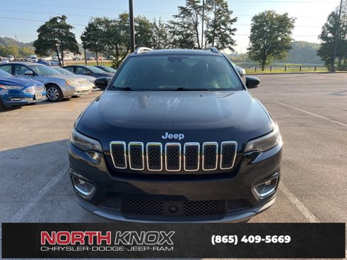 Used 2019 Jeep Cherokee Limited w/ Technology Group image 2