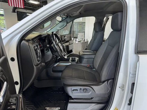 Used 2021 Chevrolet Silverado 1500 RST image 11