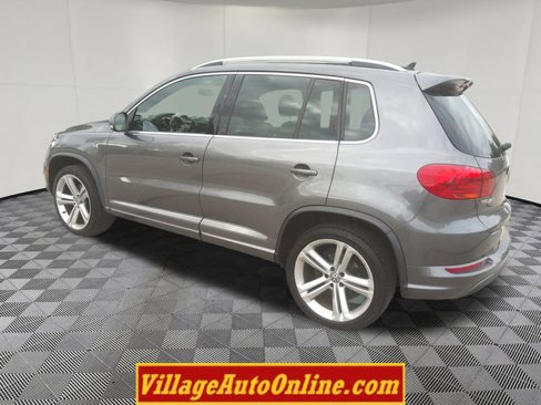 Used 2016 Volkswagen Tiguan R-Line image 2