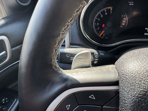 Used 2015 Jeep Grand Cherokee Overland image 27