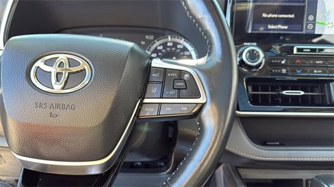 Used 2021 Toyota Highlander Platinum image 36
