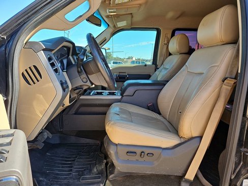 Used 2014 Ford F250 Lariat w/ Lariat Interior Package image 10