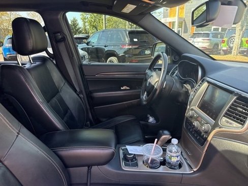 Used 2016 Jeep Grand Cherokee Limited image 16
